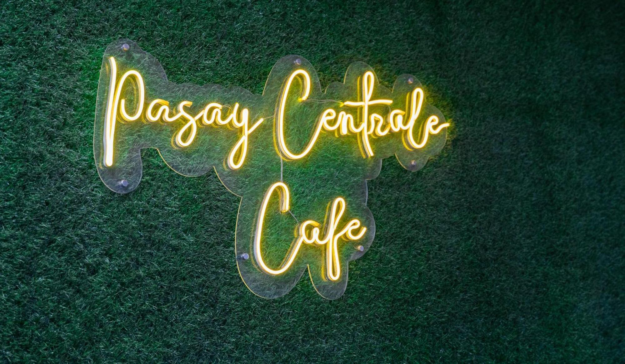 Pasay Centrale Hotel Exteriör bild